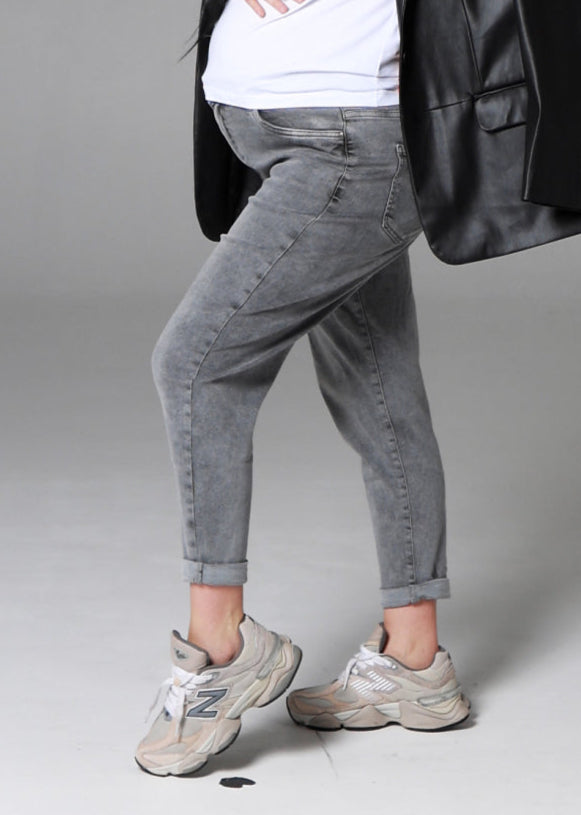 Mom fit džinsi
