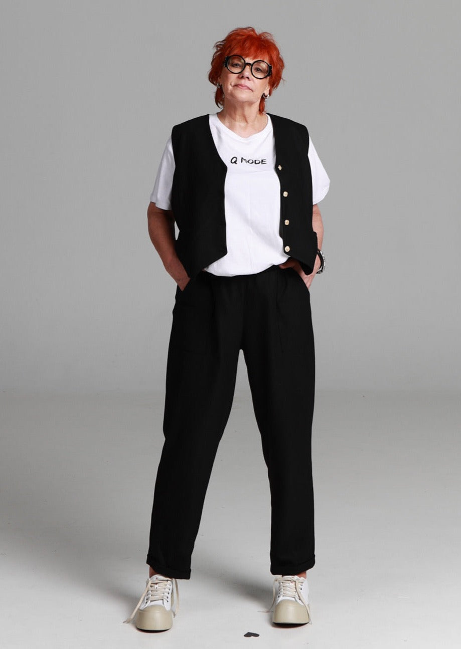 Костюм с жилетом