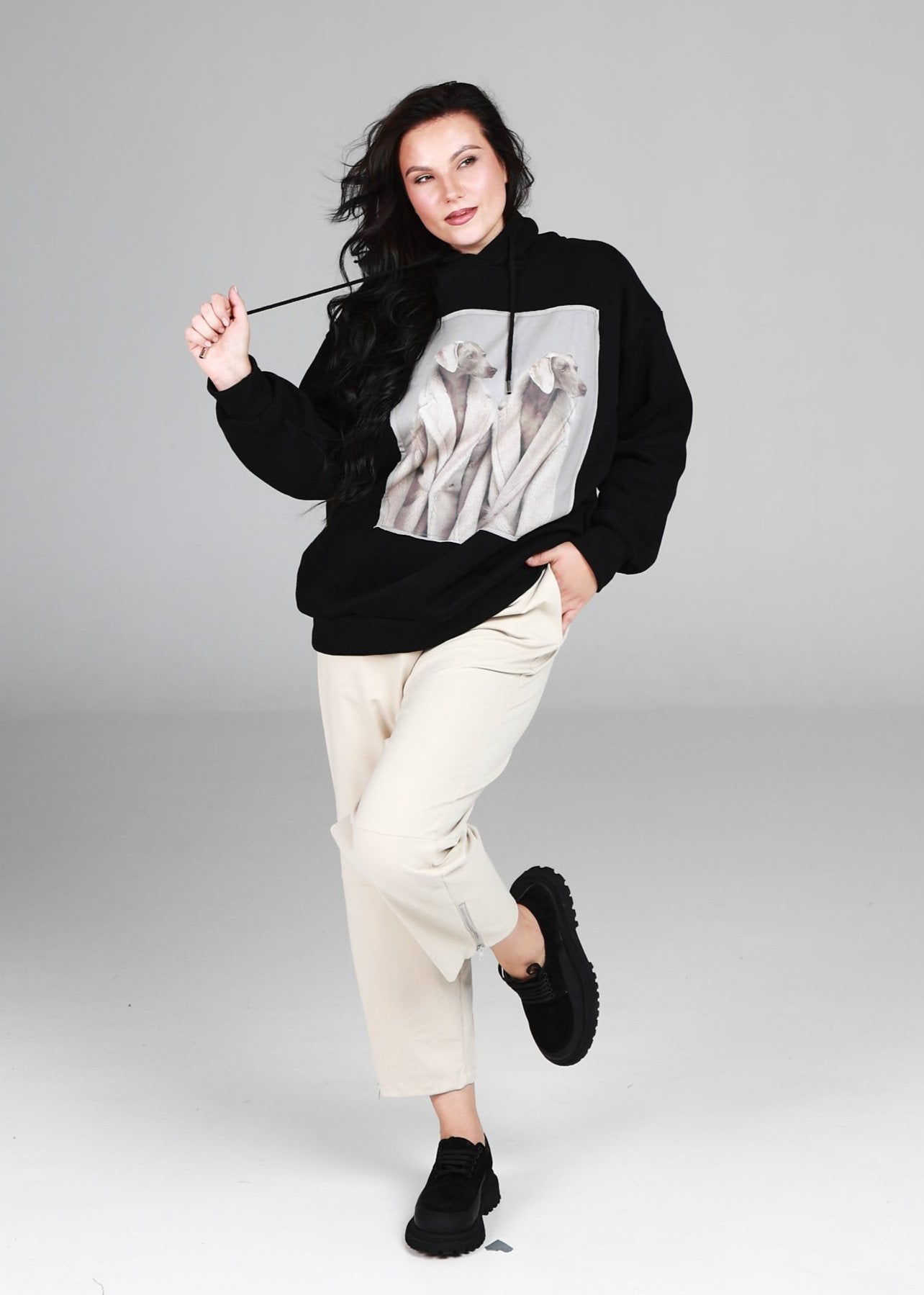 Bikses ar rāvējslēdzi